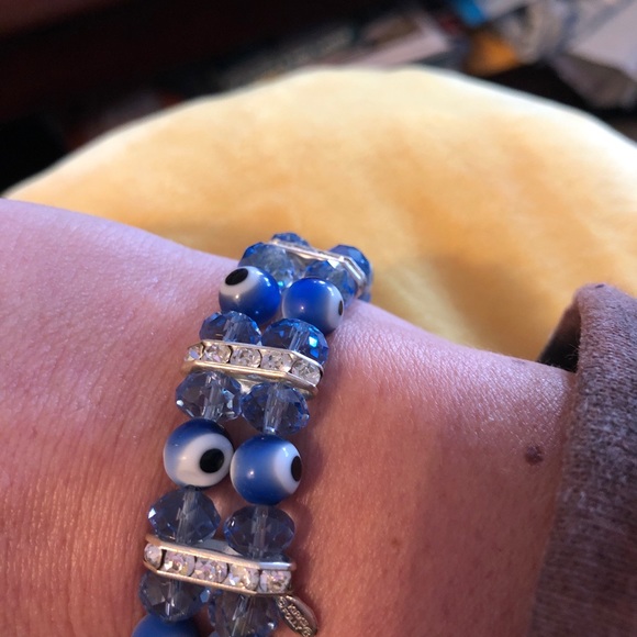 RARE KIRKS FOLLY EVIL EYE STRETCH BRACELET - Picture 2 of 3